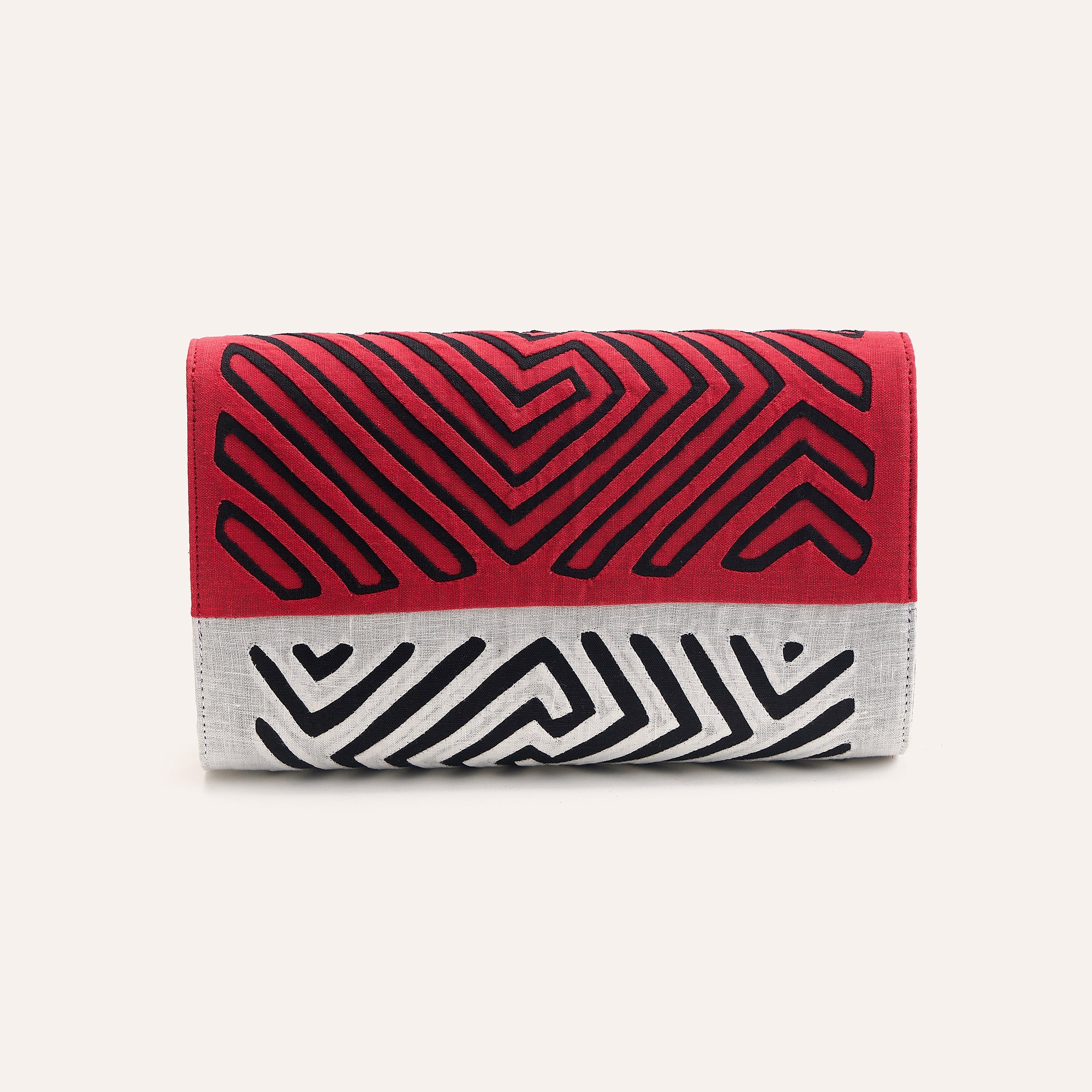 GUNA IN RED BAGUETTE